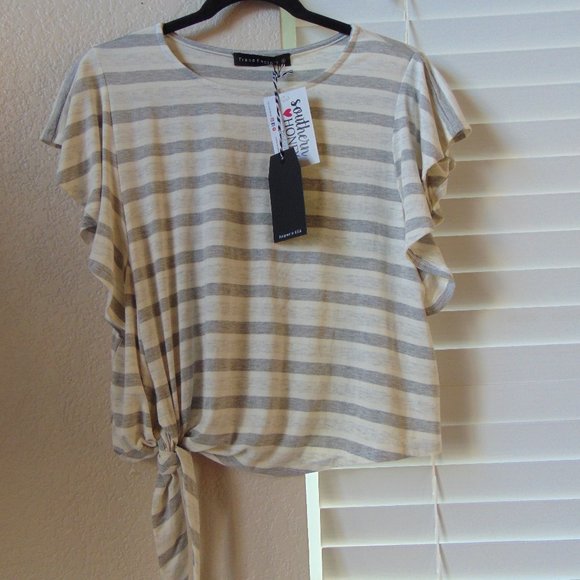 Trend Factory Cream & Gray Striped Butterfly Top - Picture 2 of 9